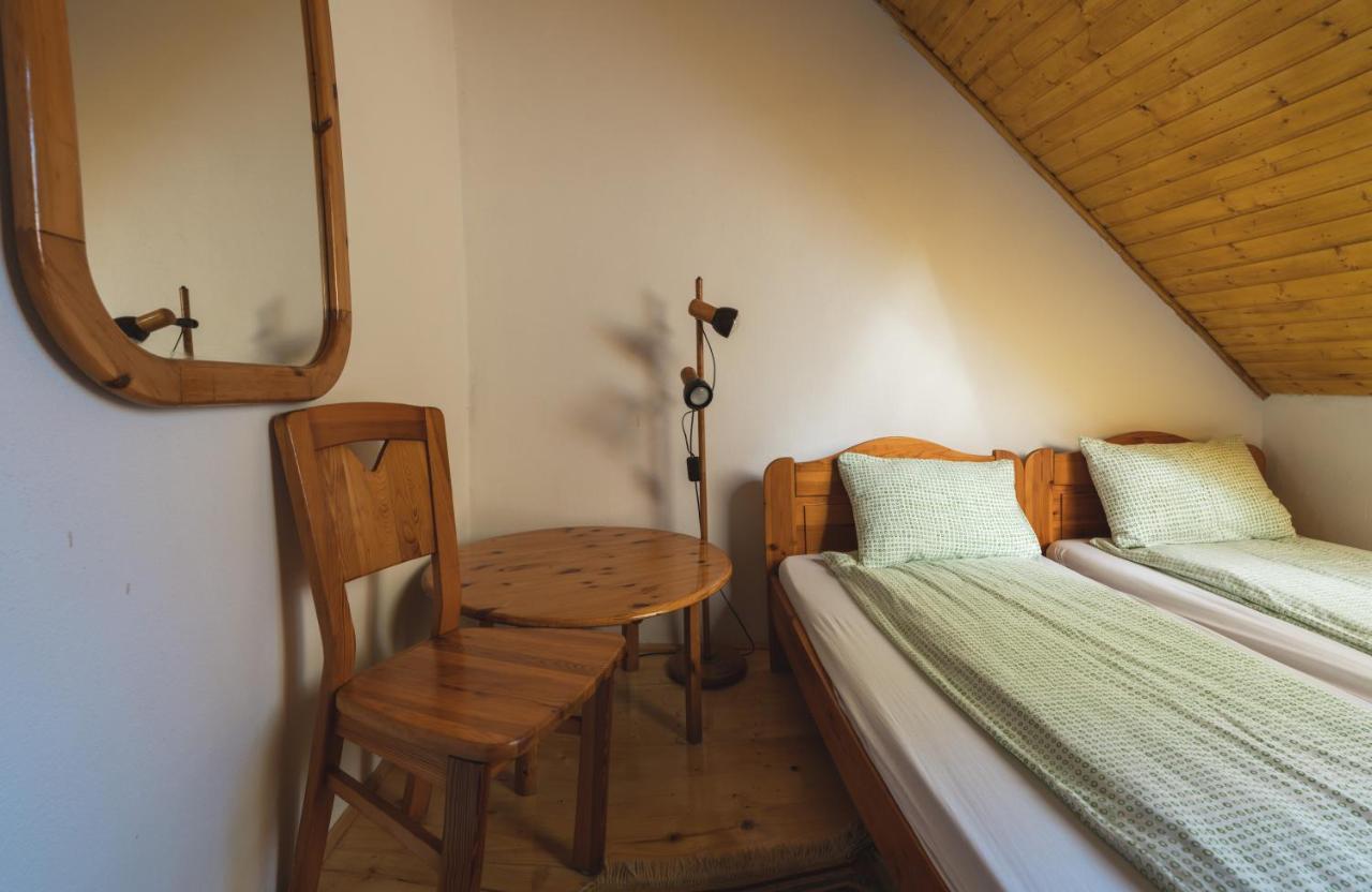 Sziklakert - Életöröm Vendégház Rimetea Extérieur photo