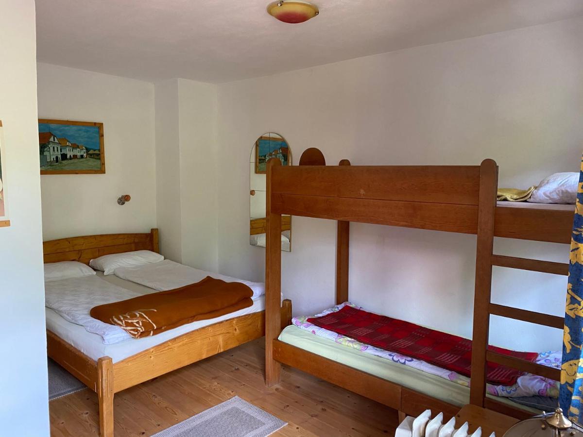 Sziklakert - Életöröm Vendégház Rimetea Extérieur photo