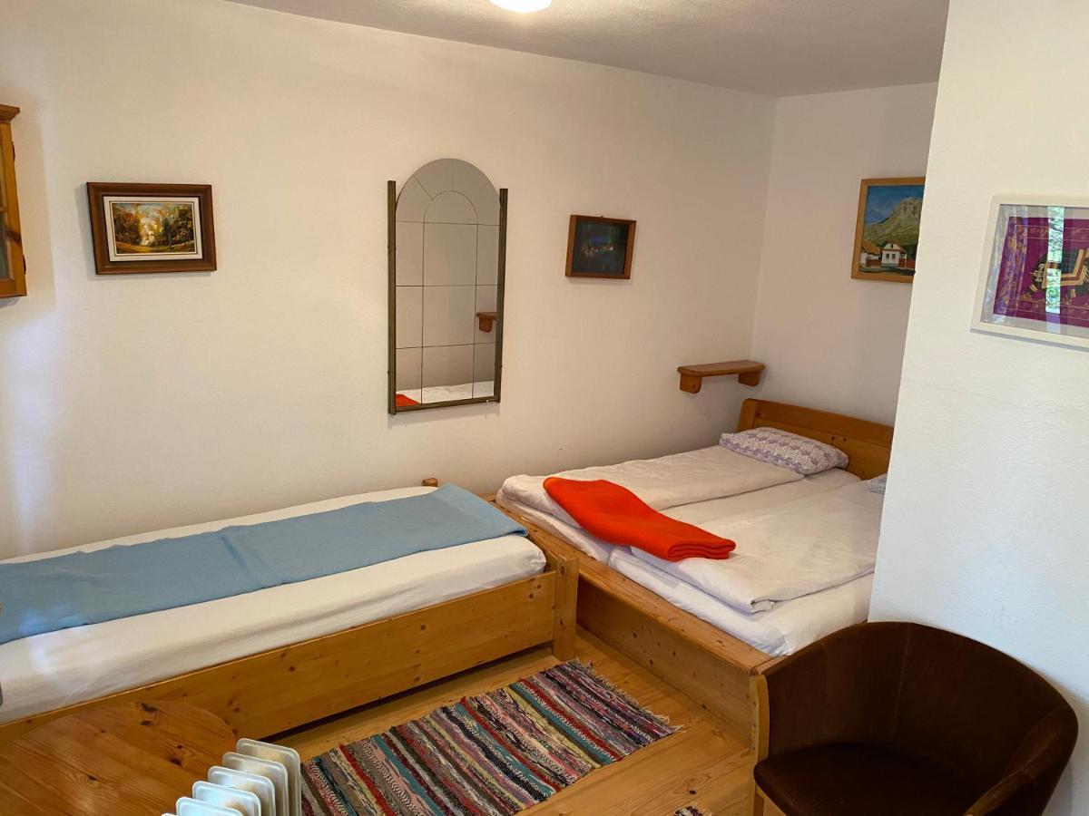 Sziklakert - Életöröm Vendégház Rimetea Extérieur photo