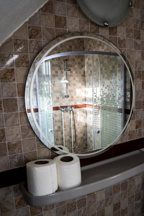 Sziklakert - Életöröm Vendégház Rimetea Extérieur photo