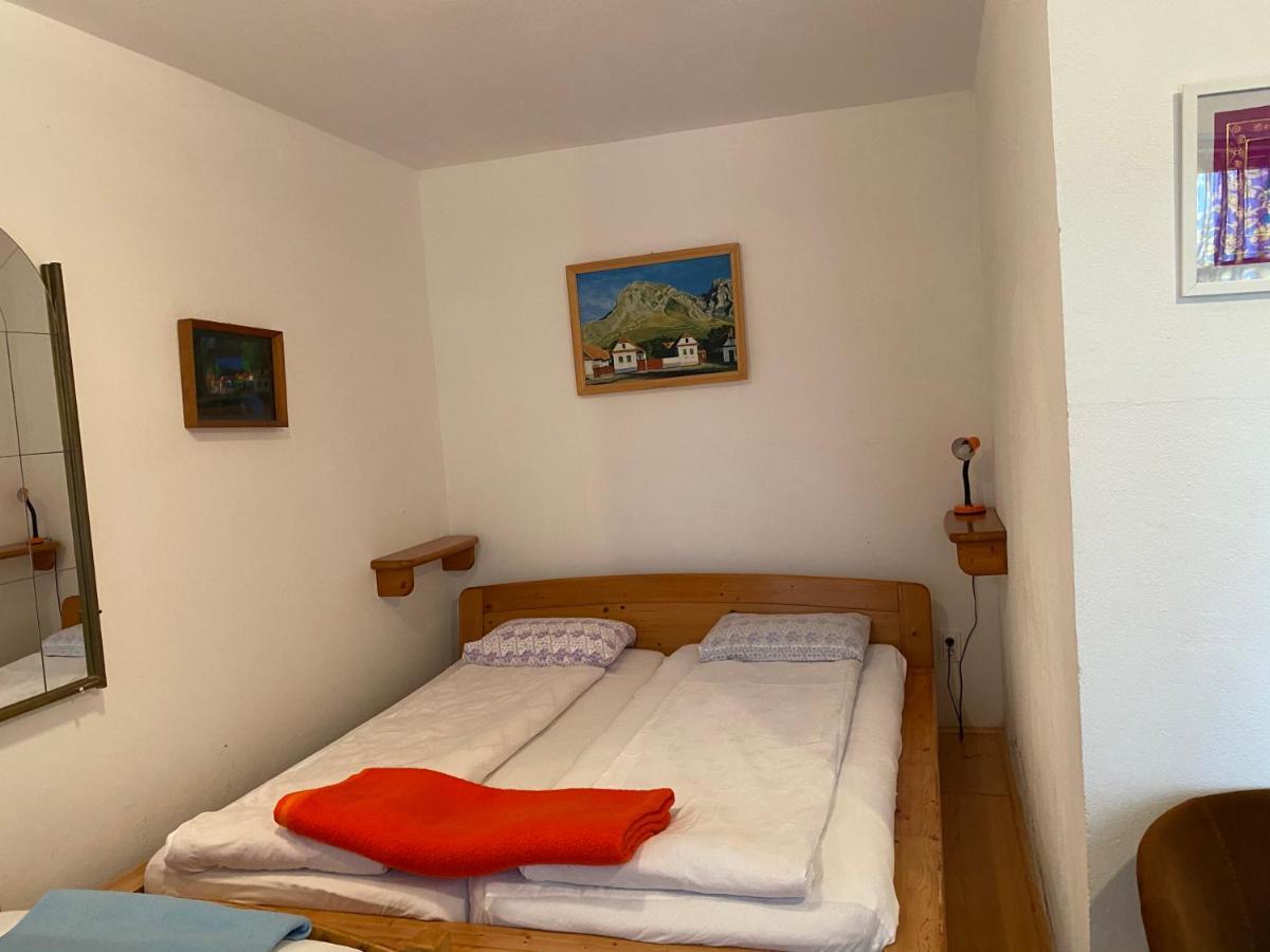 Sziklakert - Életöröm Vendégház Rimetea Extérieur photo